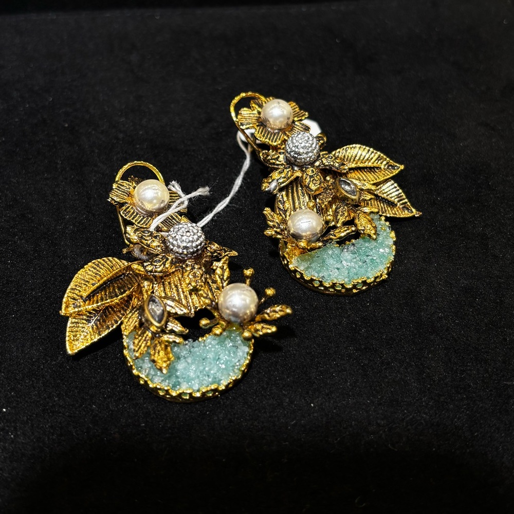 Handcrafted crush stones earrings, pakistani earrings, Indian earrings, jewelry